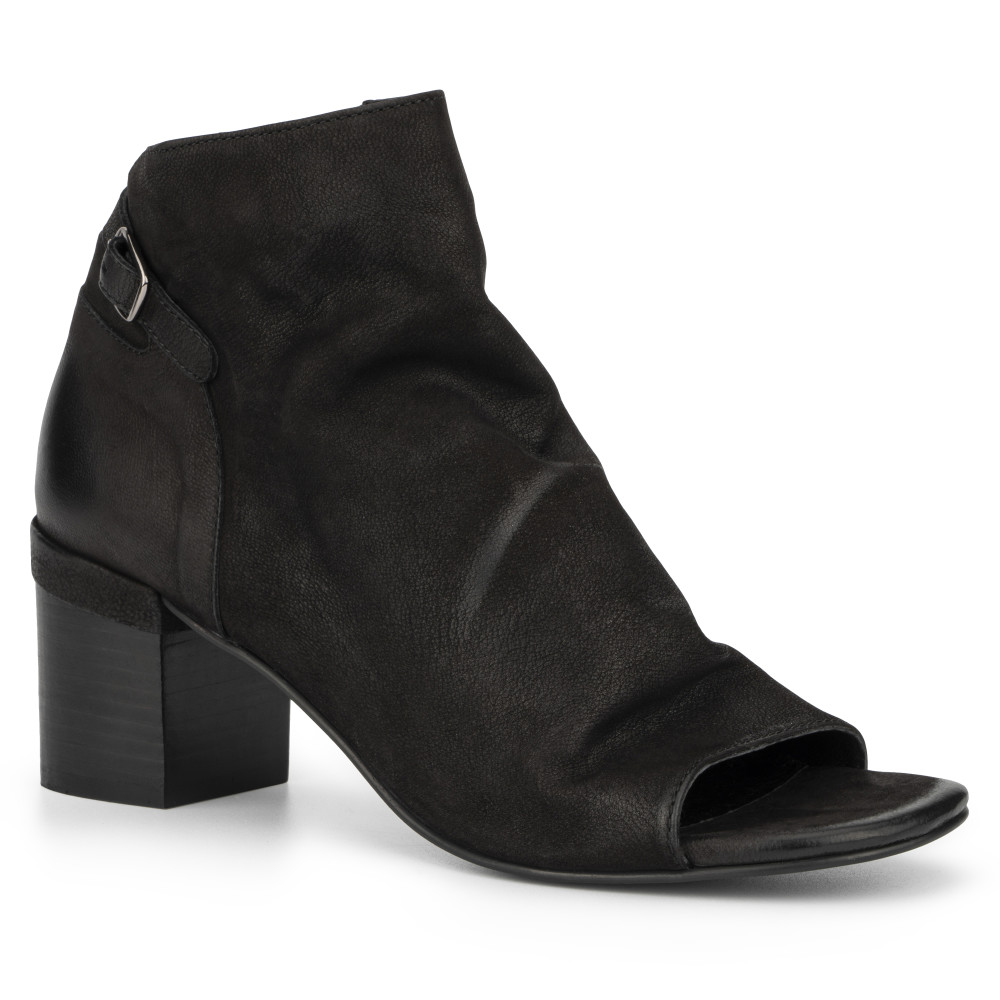 Vintage Foundry Co. Women's Sabrina Sandal