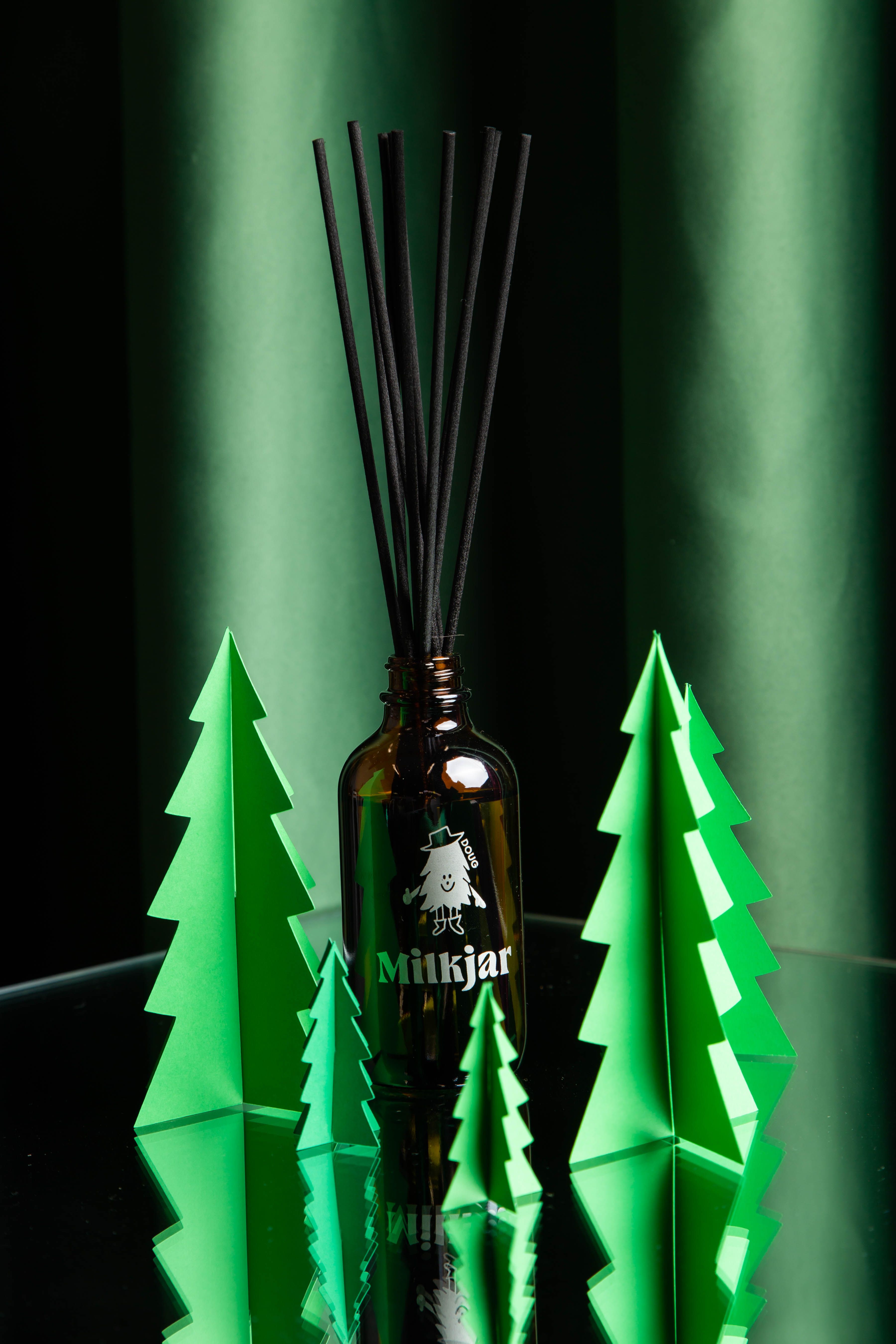 Milk Jar Doug Reed Diffuser | Evergreeen, Bourbon & Musk 4oz