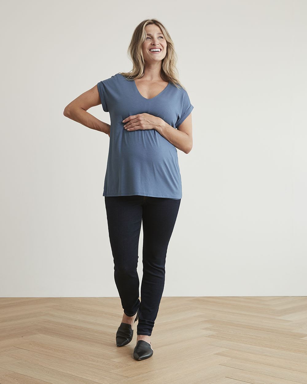 V-Neck Extended Shoulder Nursing T-Shirt - Thyme Maternity