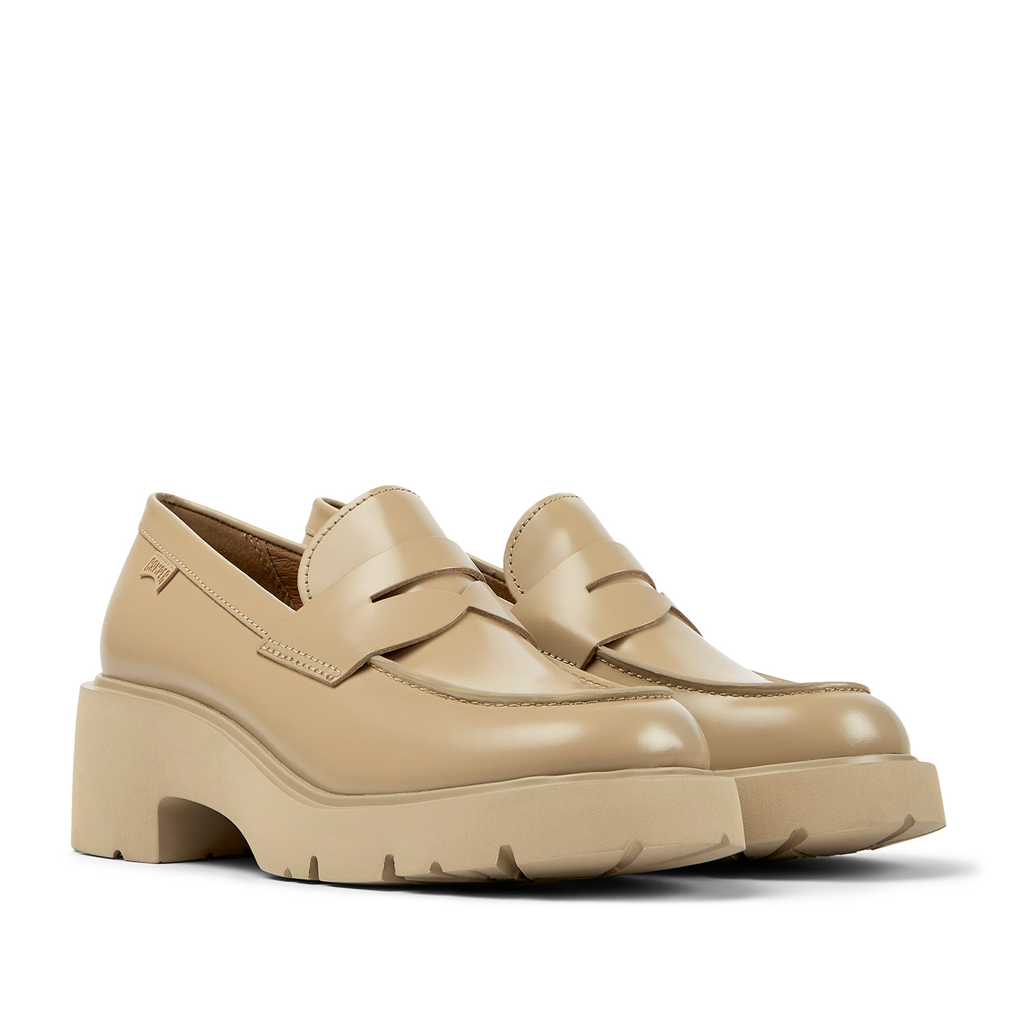 Camper Milah in Dark