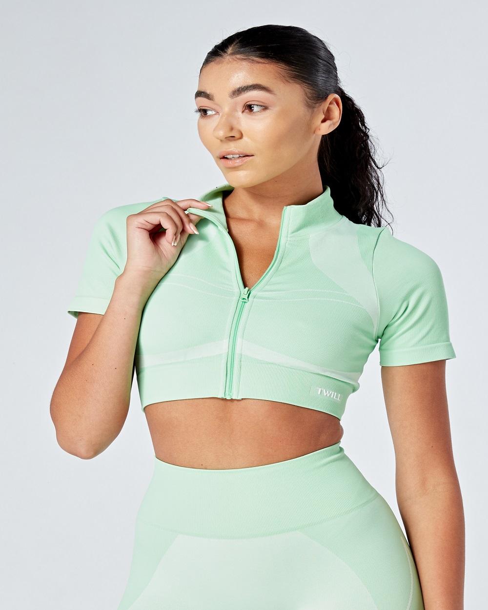 Twill Active - Recycled Colour Block Zip-up Crop Top - Green