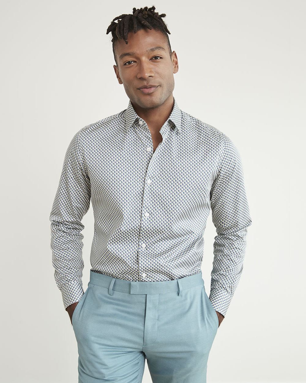 Tailored-Fit Dress Shirt with Small Psychedelic Pattern