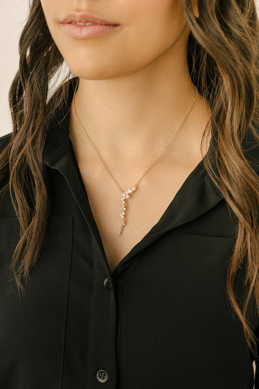 Goldtone & Aurora Borealis Clustered Crystal Drops Pendant Necklace- callura