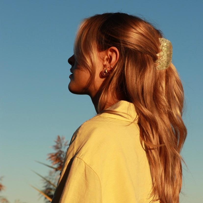 Horace Jewelry - Semi-circle shaped hair clip