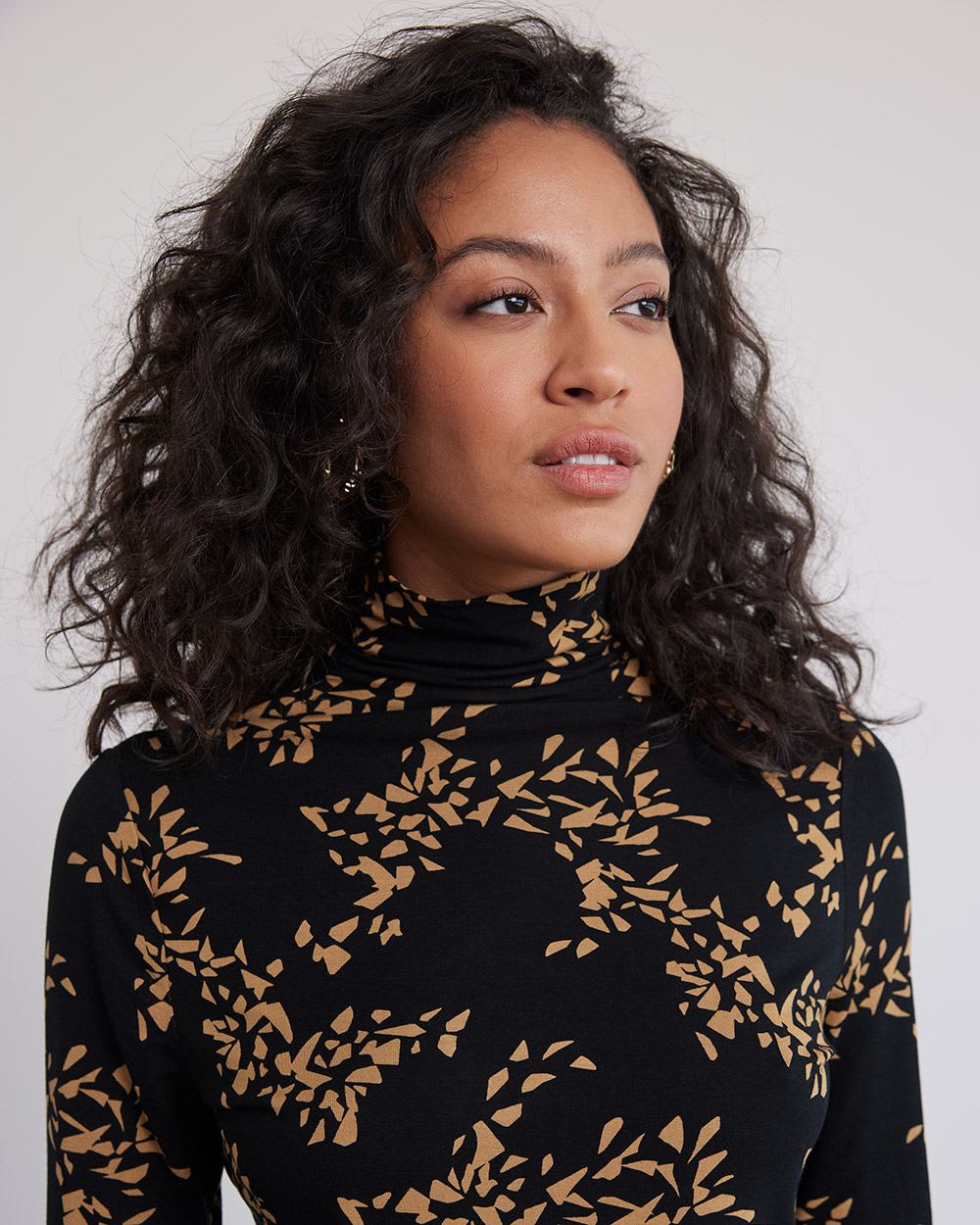 Fitted Long-Sleeve Mock-Neck Tee