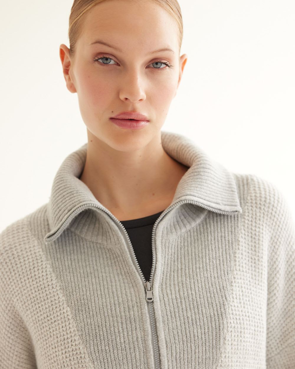 Long-Sleeve Waffle Turtleneck Sweater with Half-Zip - Hyba