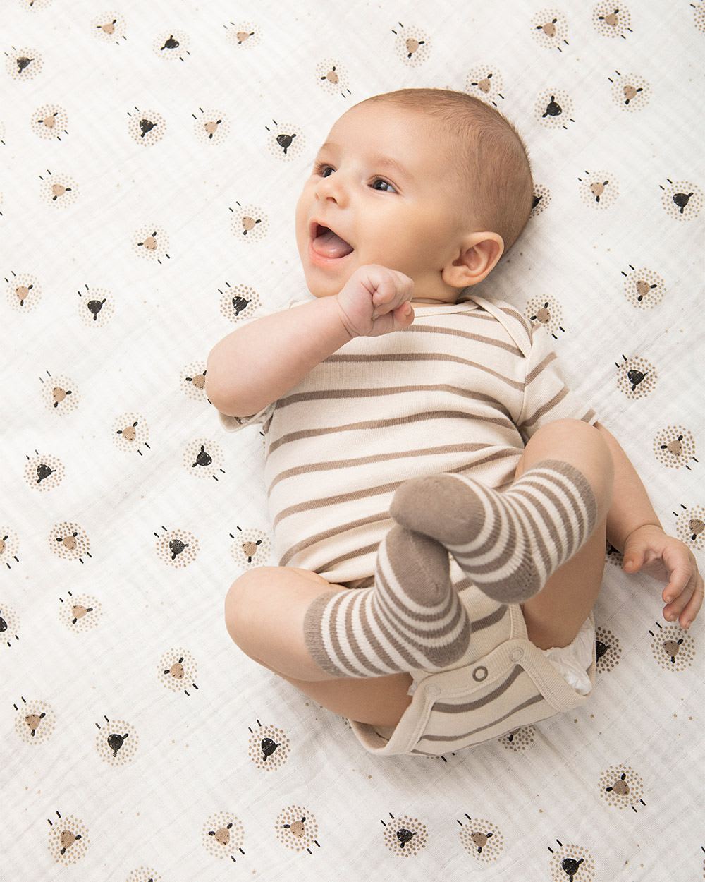 Baby Set with Lambs - Petit Lem