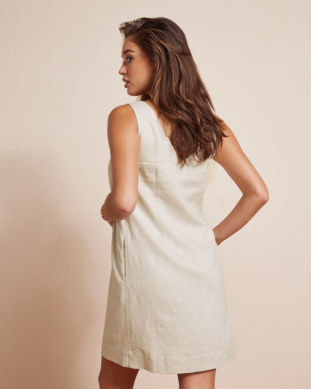 Sleeveless V-Neck Linen Shift Dress