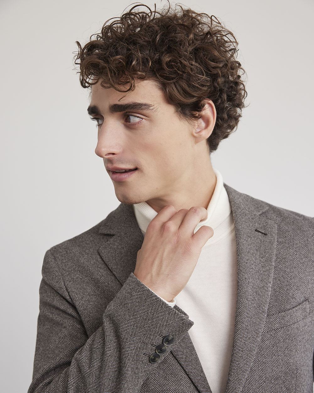 Slim-Fit Herringbone Blazer