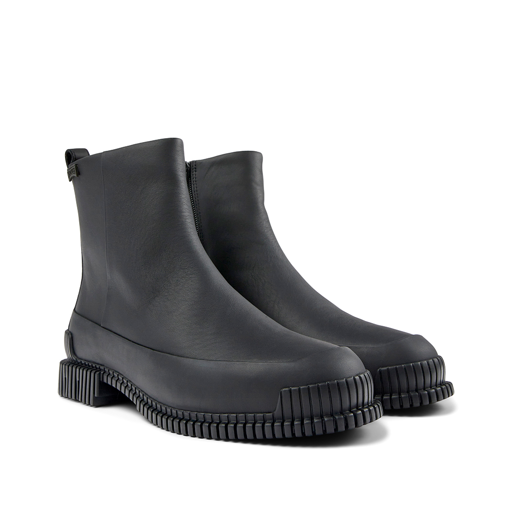 Camper Pix in Burgundy