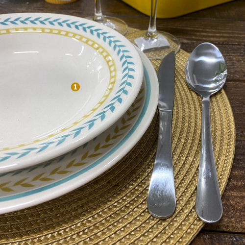 Oxford Donna Laurels 20 Pieces Dinnerware Set Service for 4