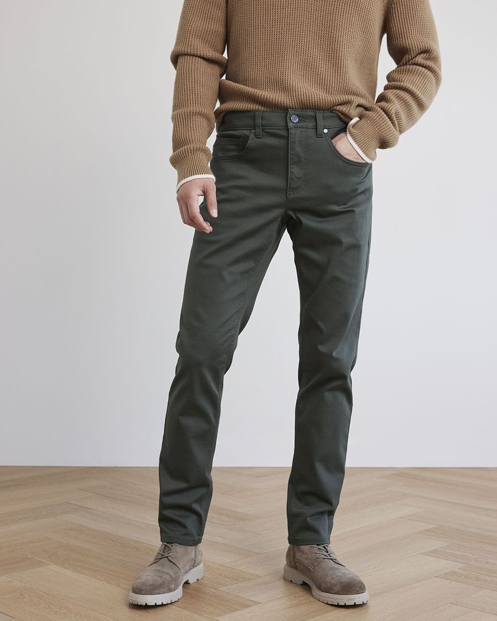 Slim-Leg Super Stretch Pant