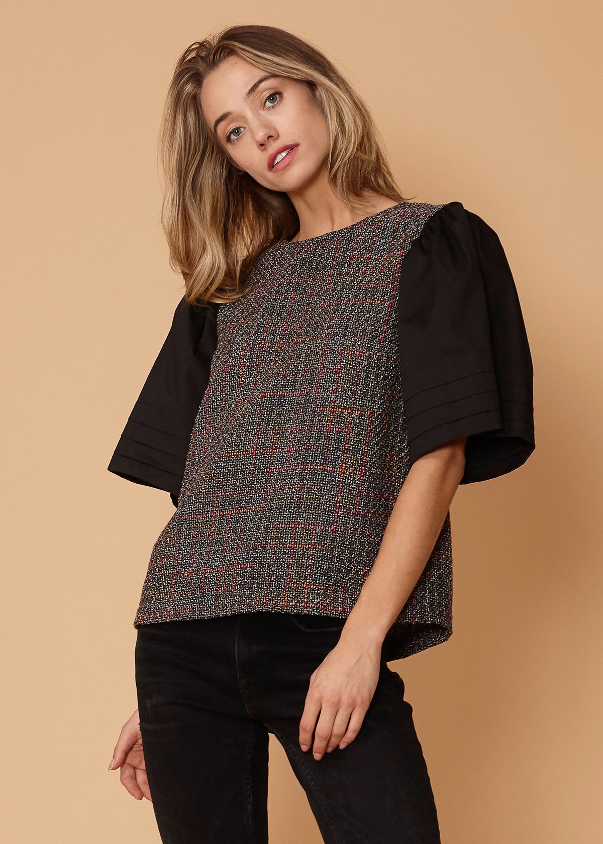 Nurode Pleated Sleeve Top