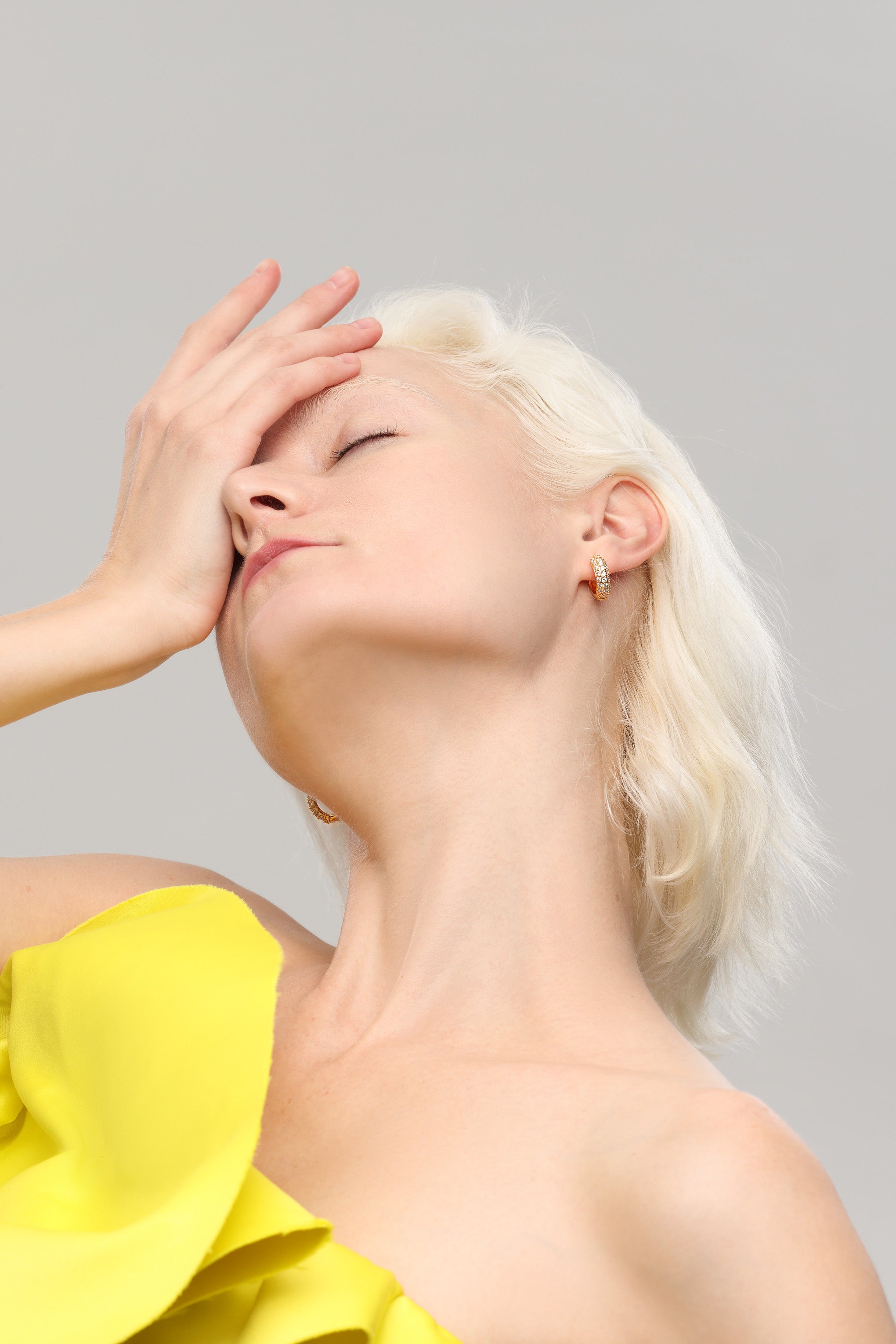 Classicharms-Simple Pavé Huggie Earrings