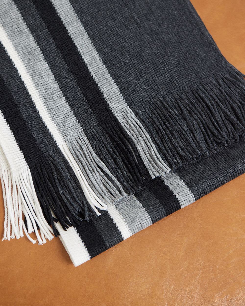 Colour-Blocked Scarf with Fringes