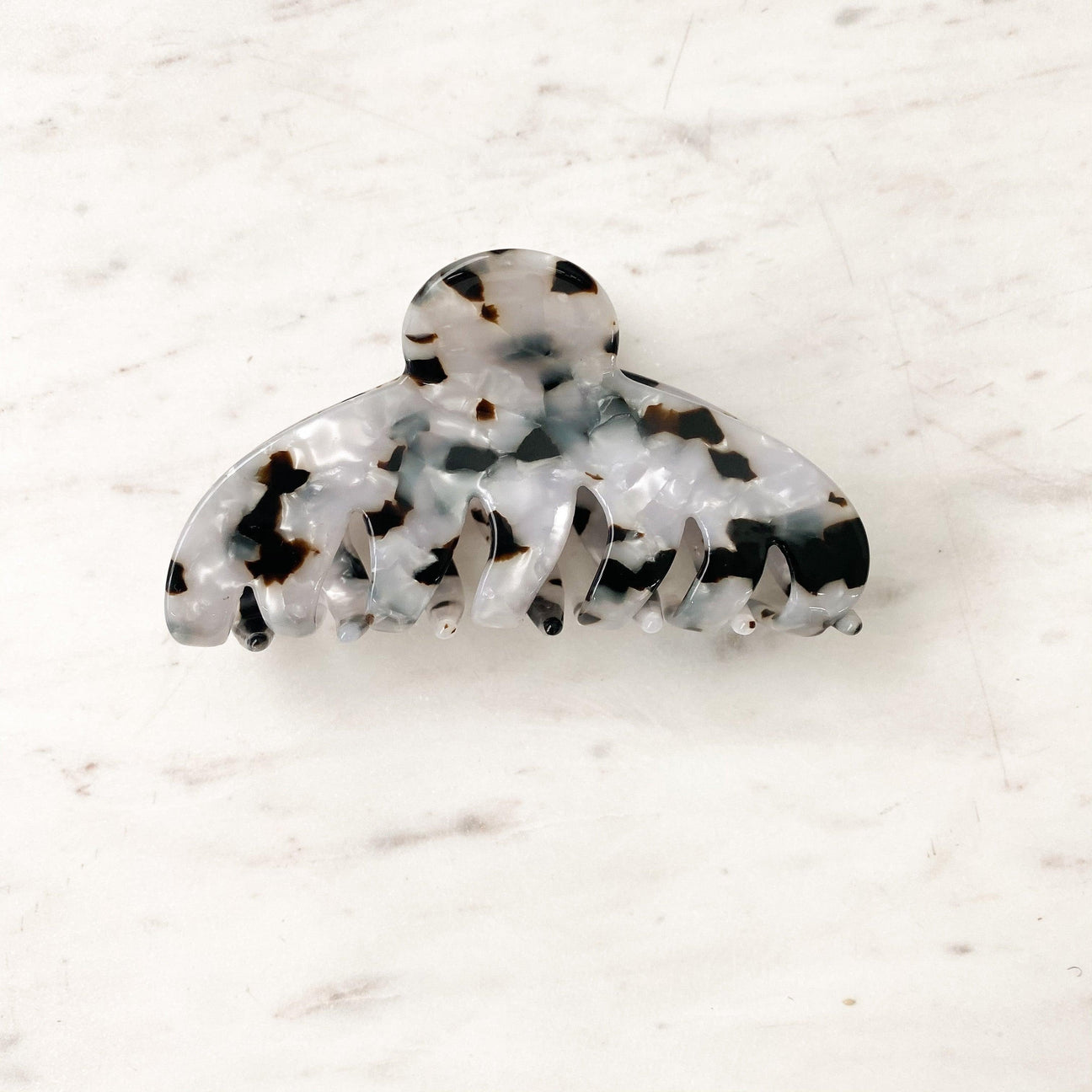 Horace Jewelry - Rounded acetate hair clip