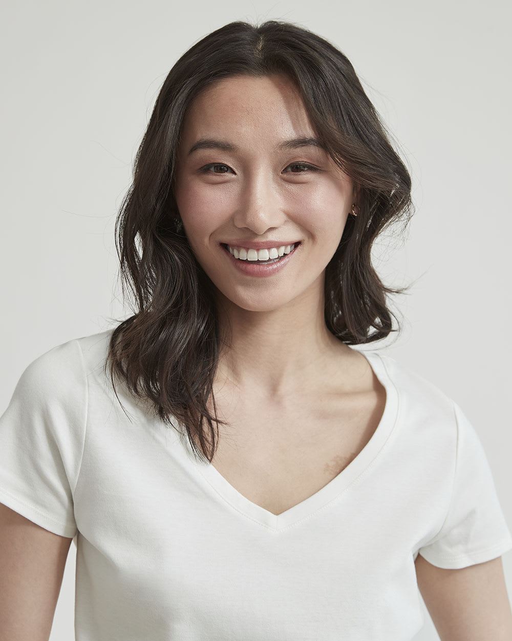 Basic Heavy Cotton V-Neck Short-Sleeve T-Shirt