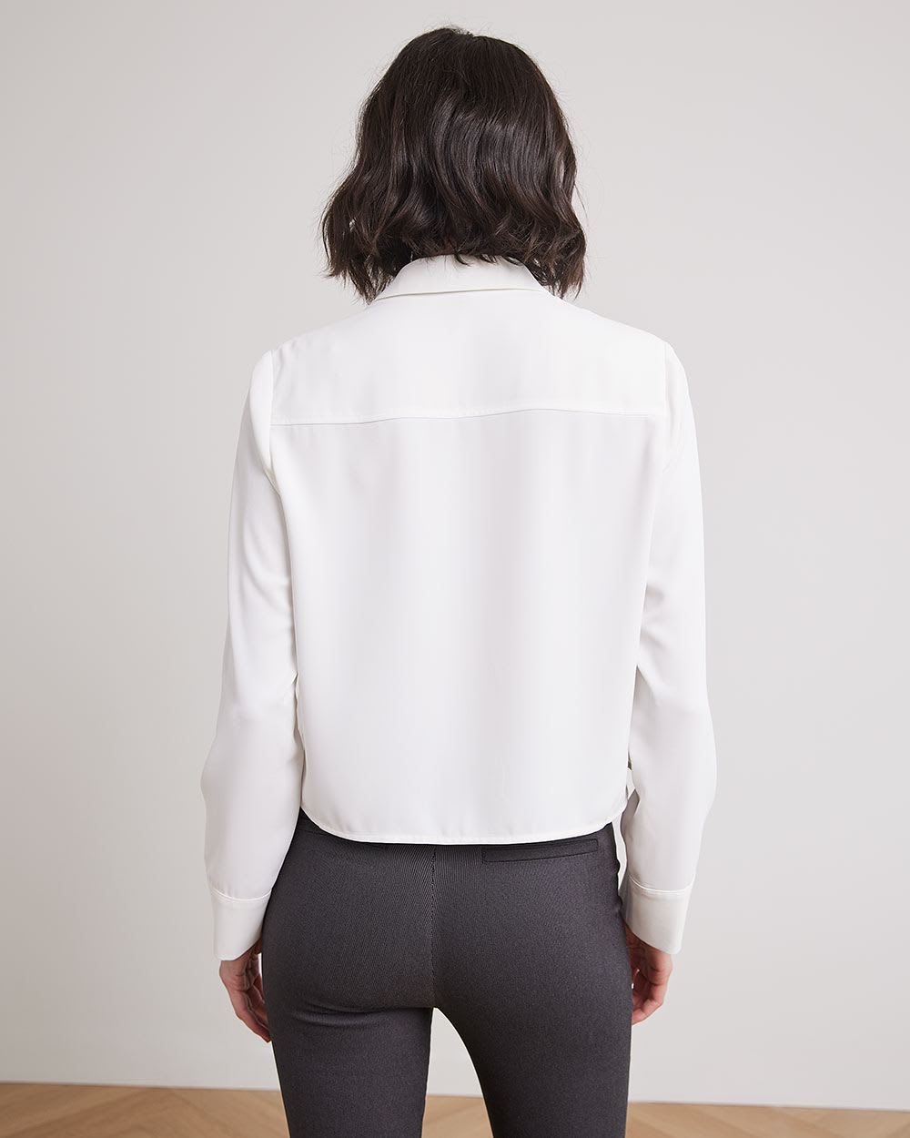 Long-Sleeve Buttoned-Down Crepe Blouse