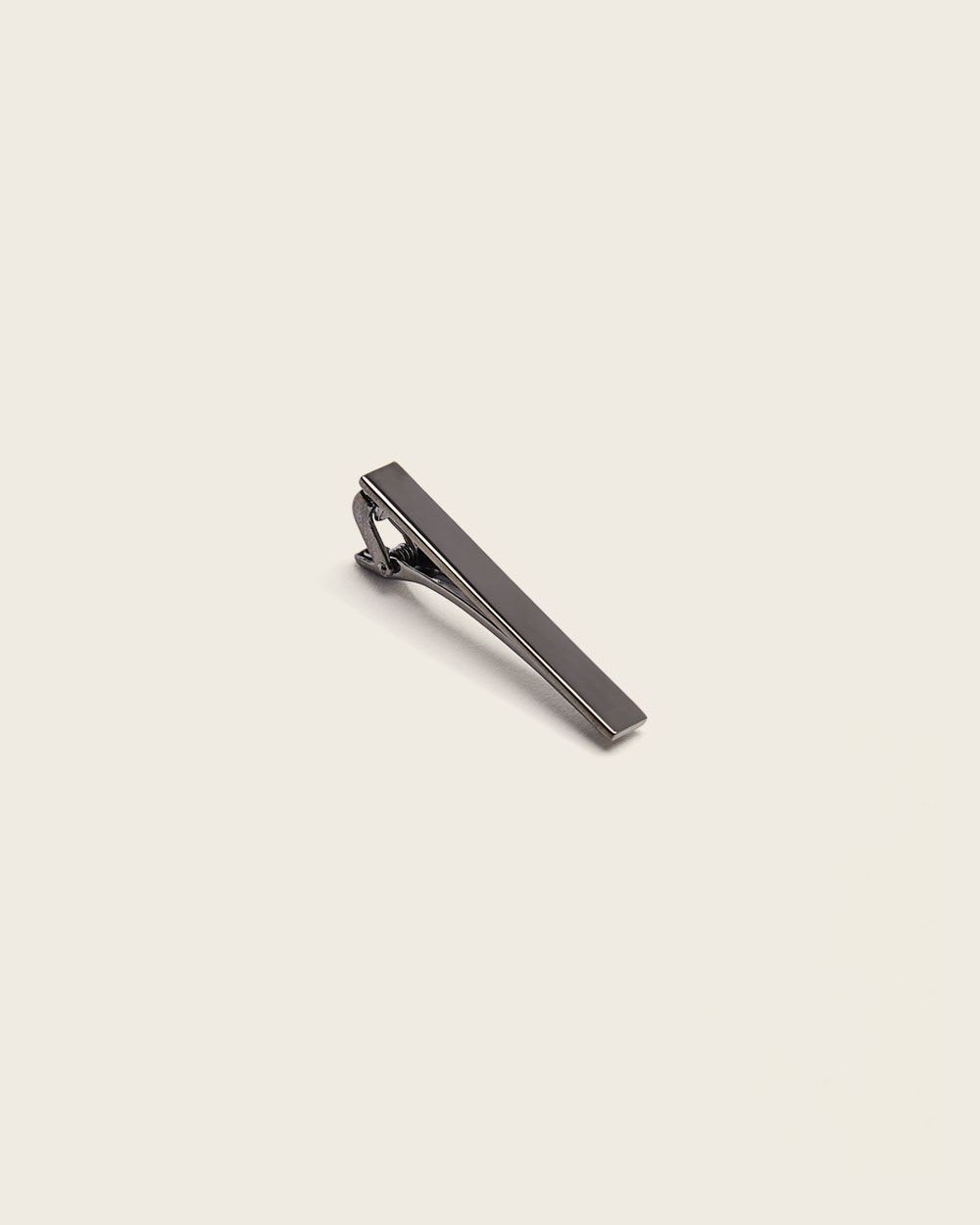 Gunmetal Tie Bar