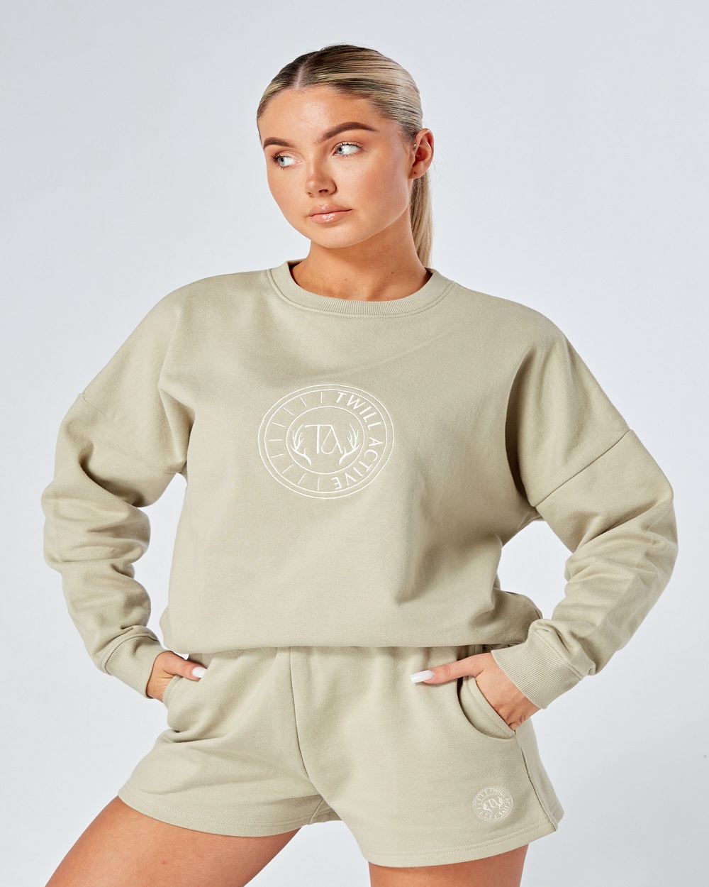 Twill Active - Essentials Oversized Crewneck Sweatshirt - Stone