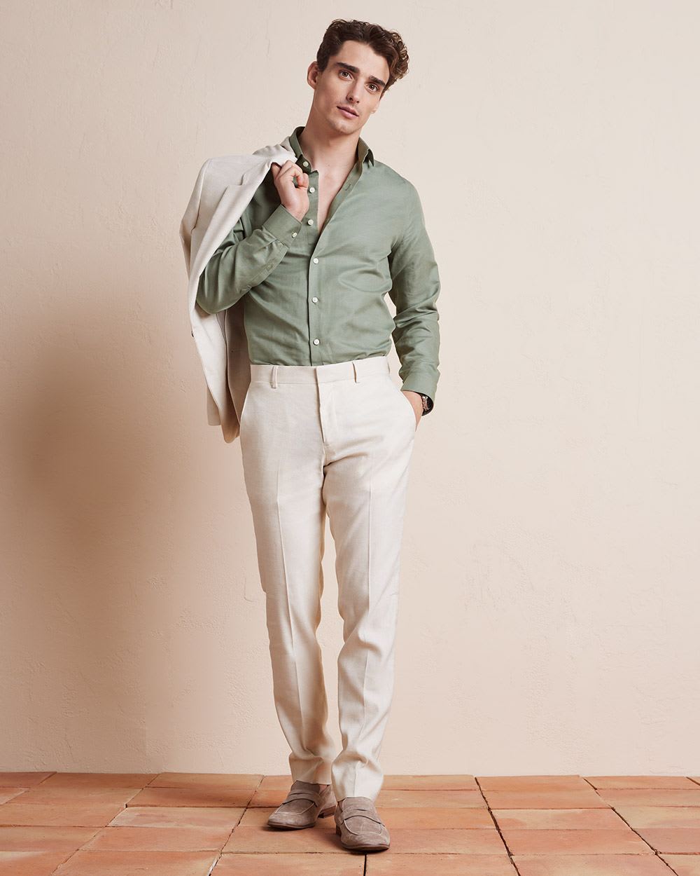 Tailored-Fit Linen Dress Shirt