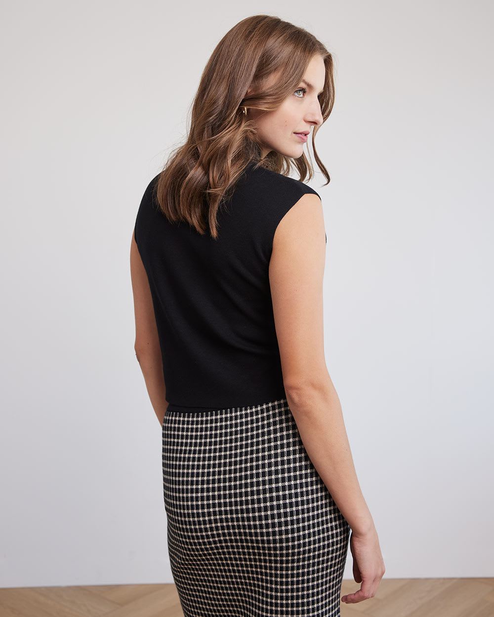 Cropped Mock-Neck Sleeveless Sweater