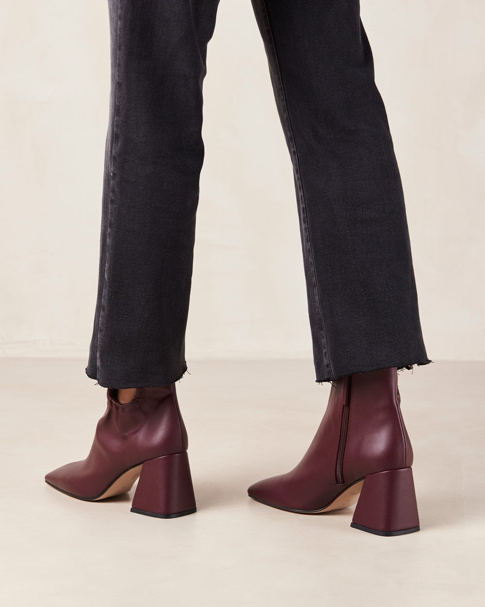 SVEGAN - Pigment Tahini Beige Ankle Boots