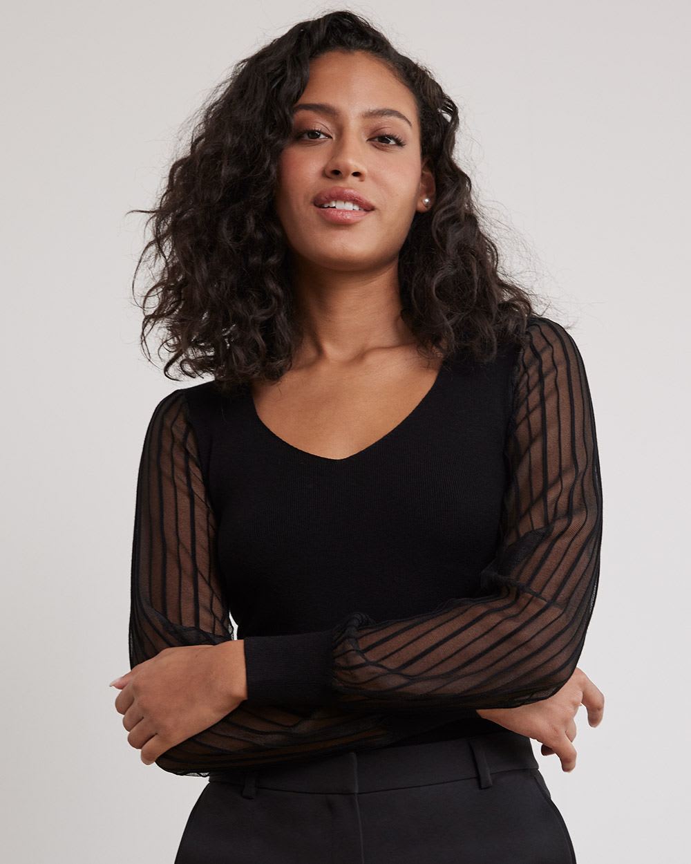 Long-Puffy-Sleeve Sweater with Sweetheart Neckline