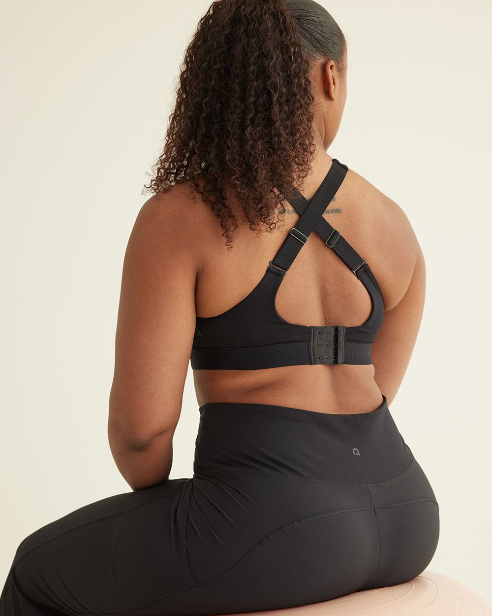 Pulse Sports Bra Adjustable straps , Hyba