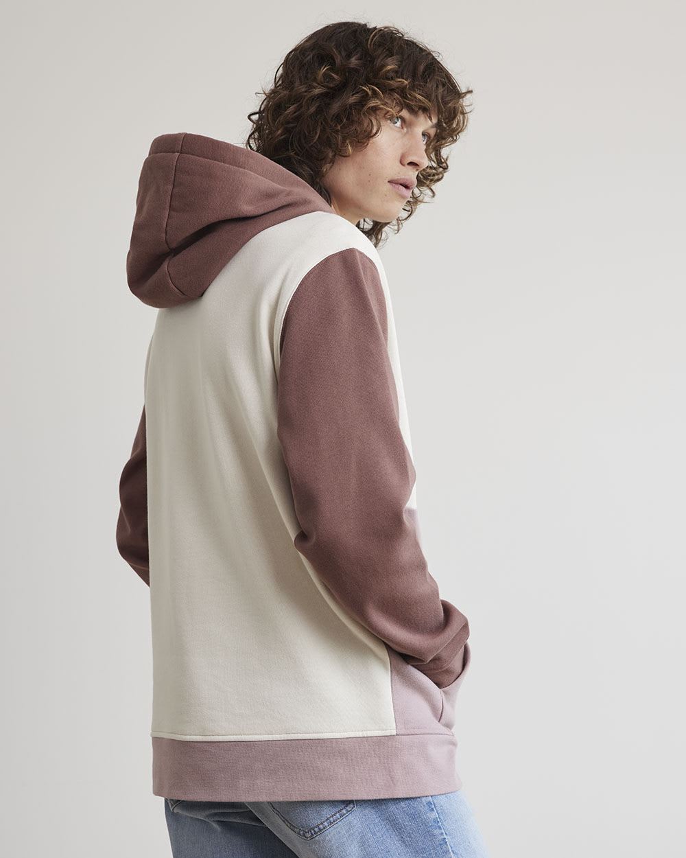 Colour-Blocked Fleece Hoodie with Kangaroo Pocket