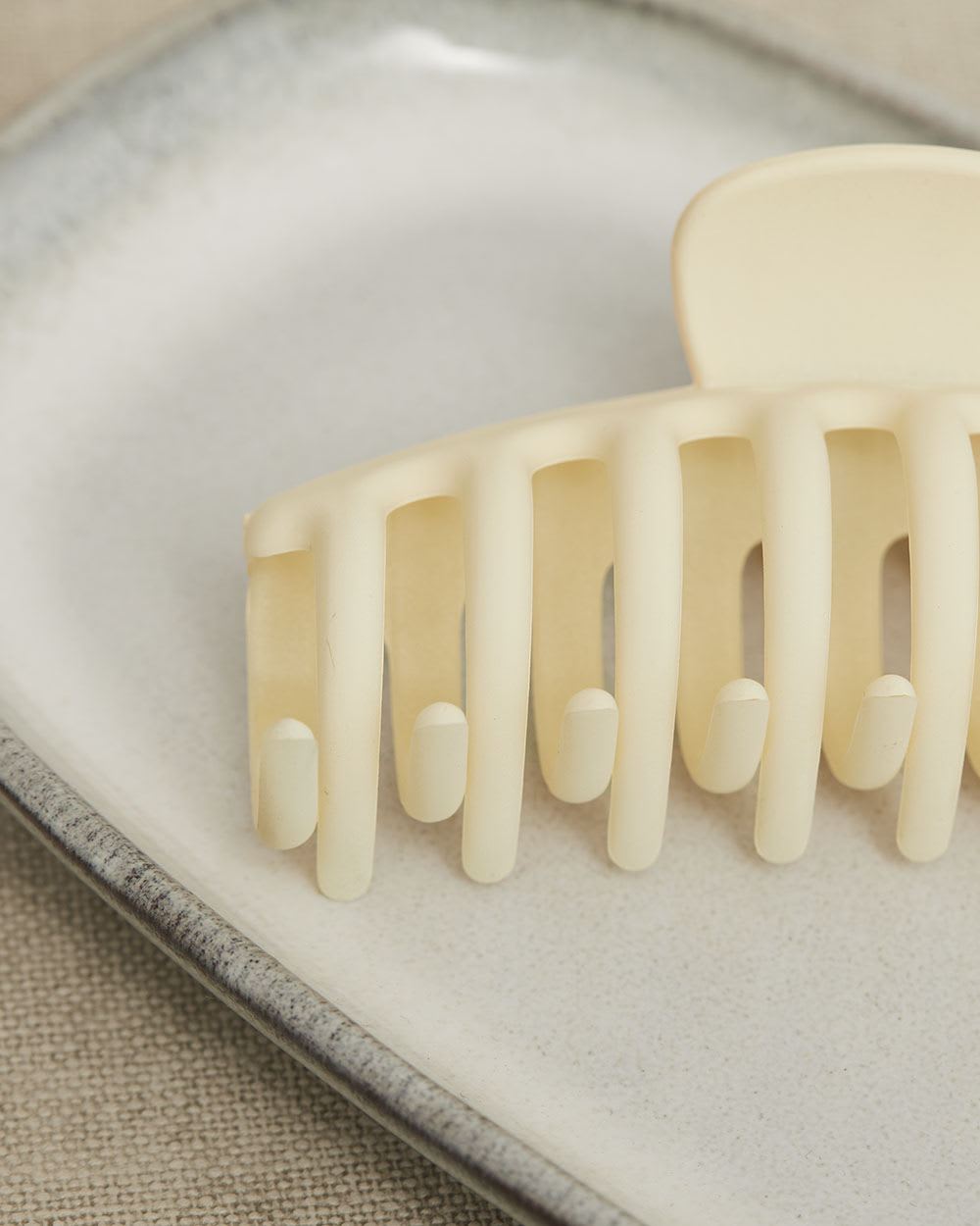 Extra Long Hair Gripper