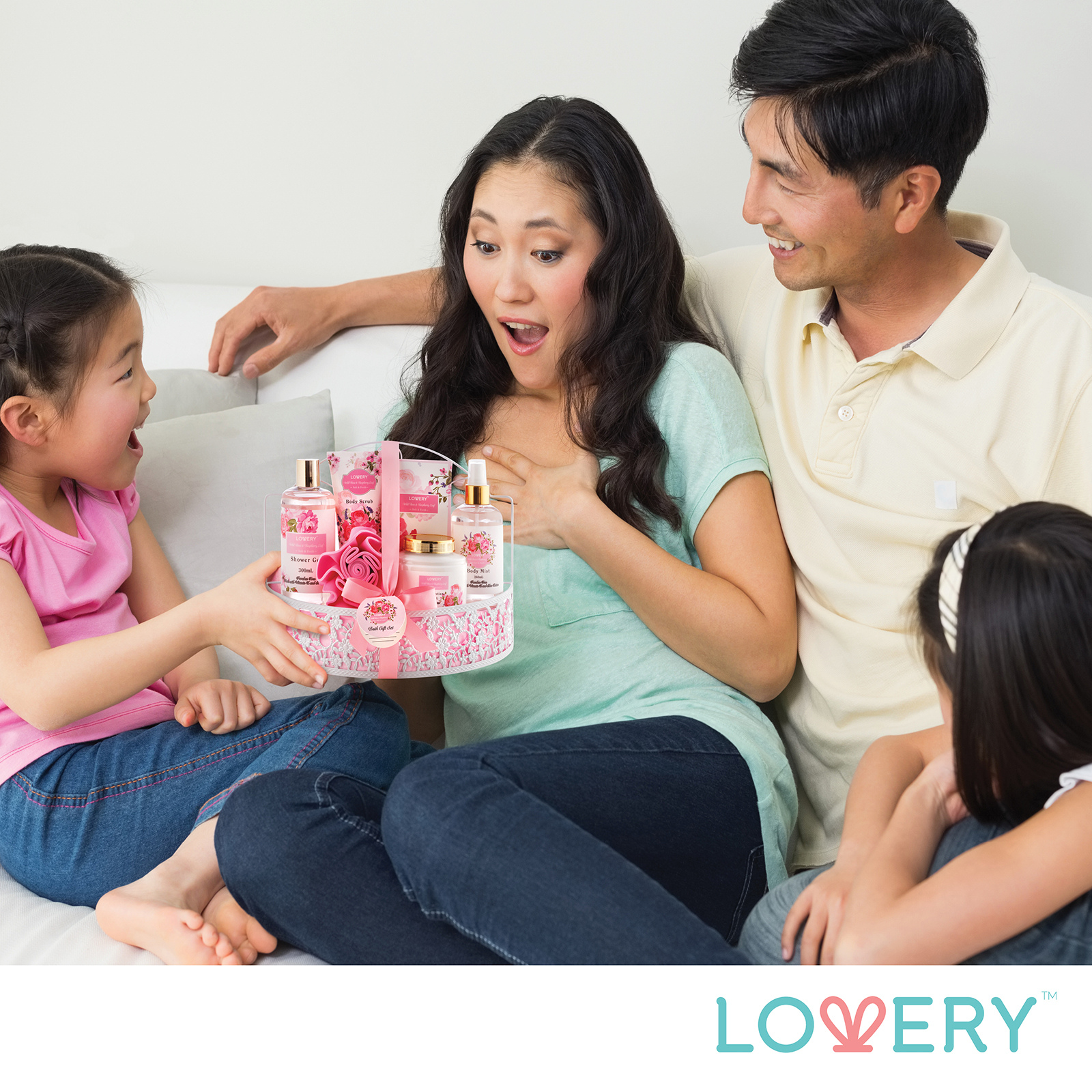 Lovery Home Spa Gift Basket - Wild Rose & Raspberry Leaf Scent - 7pc