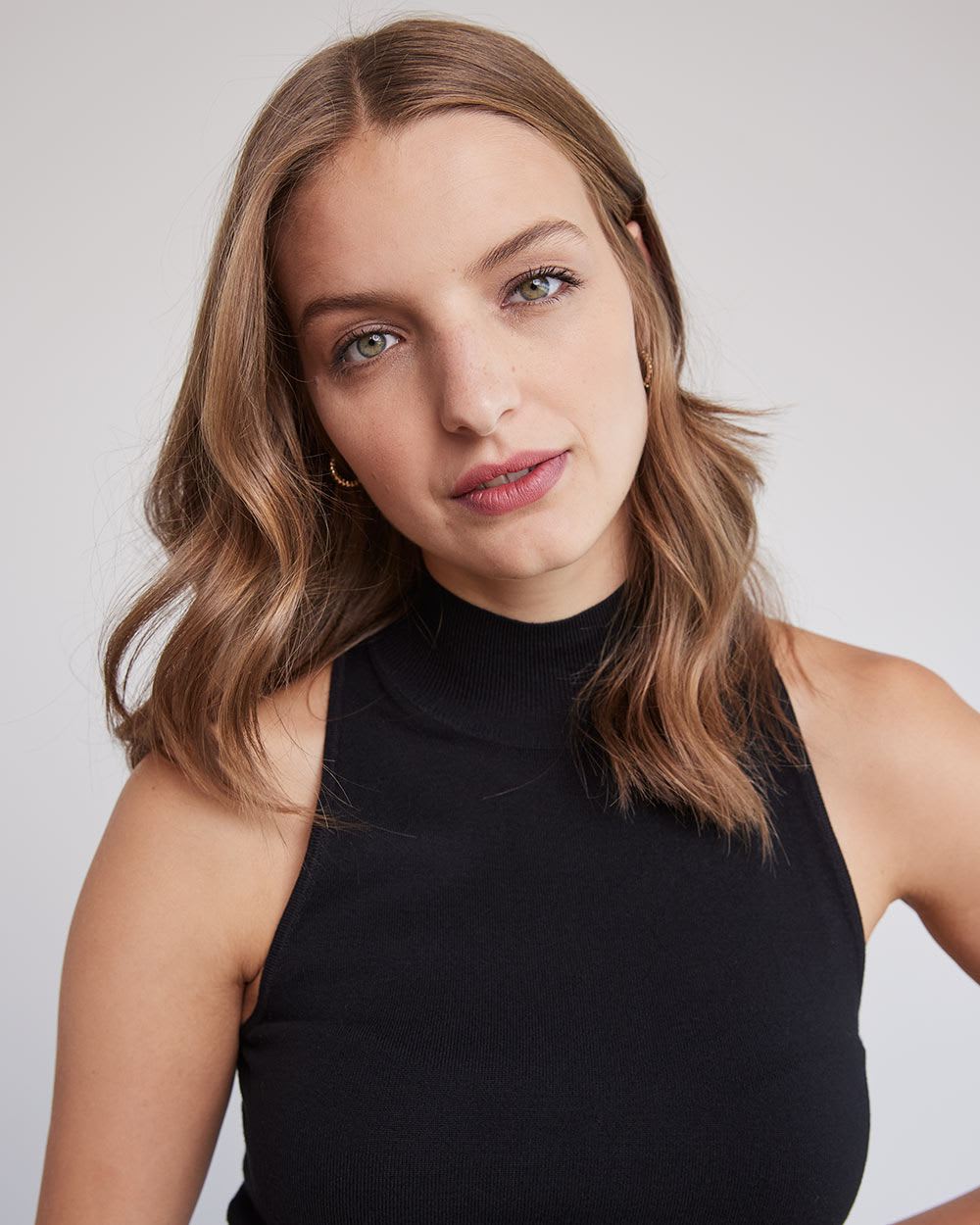 Mock-Neck Bodycon Sleeveless Sweater