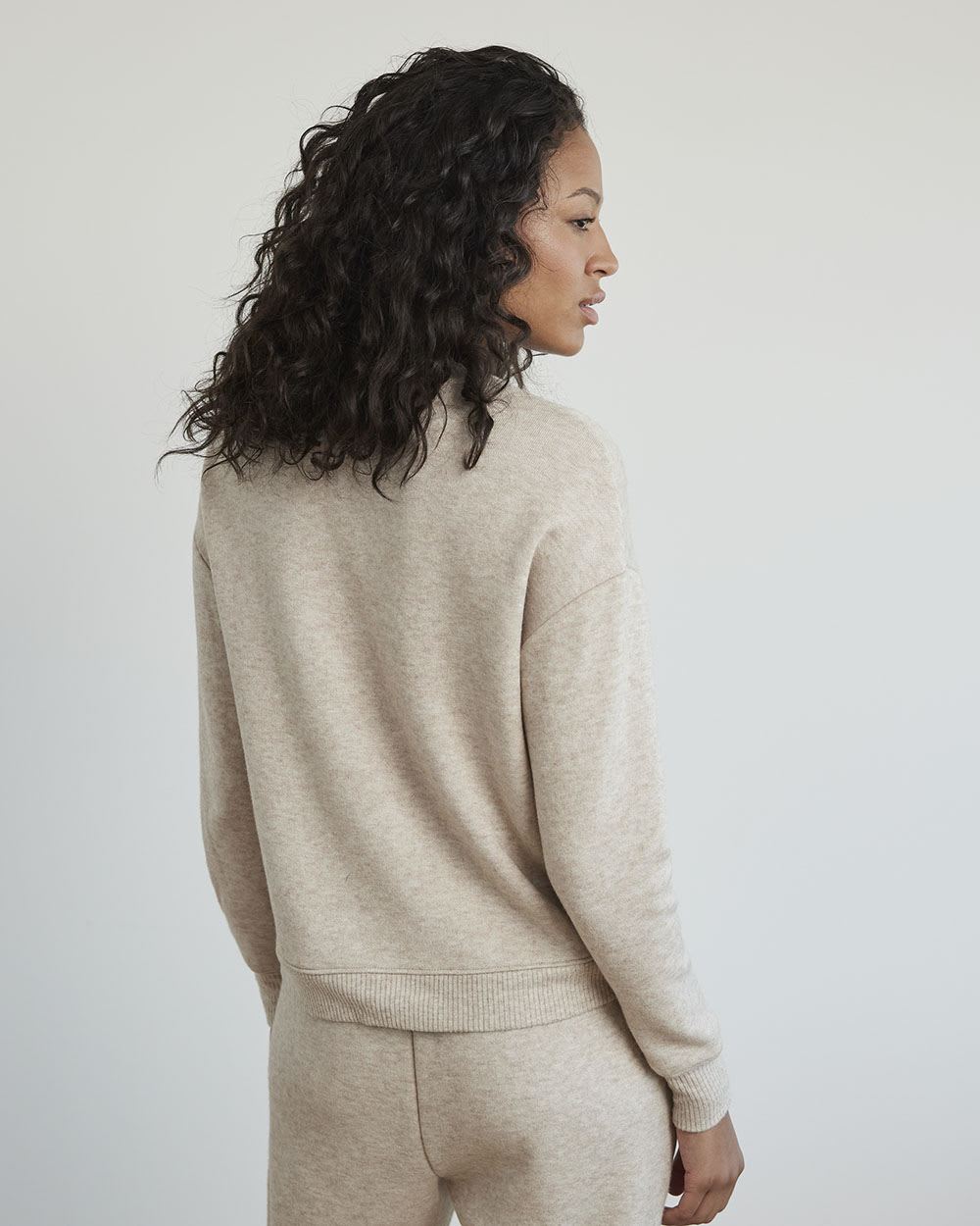 Solid Long-Sleeve Crew-Neck Sweatshirt