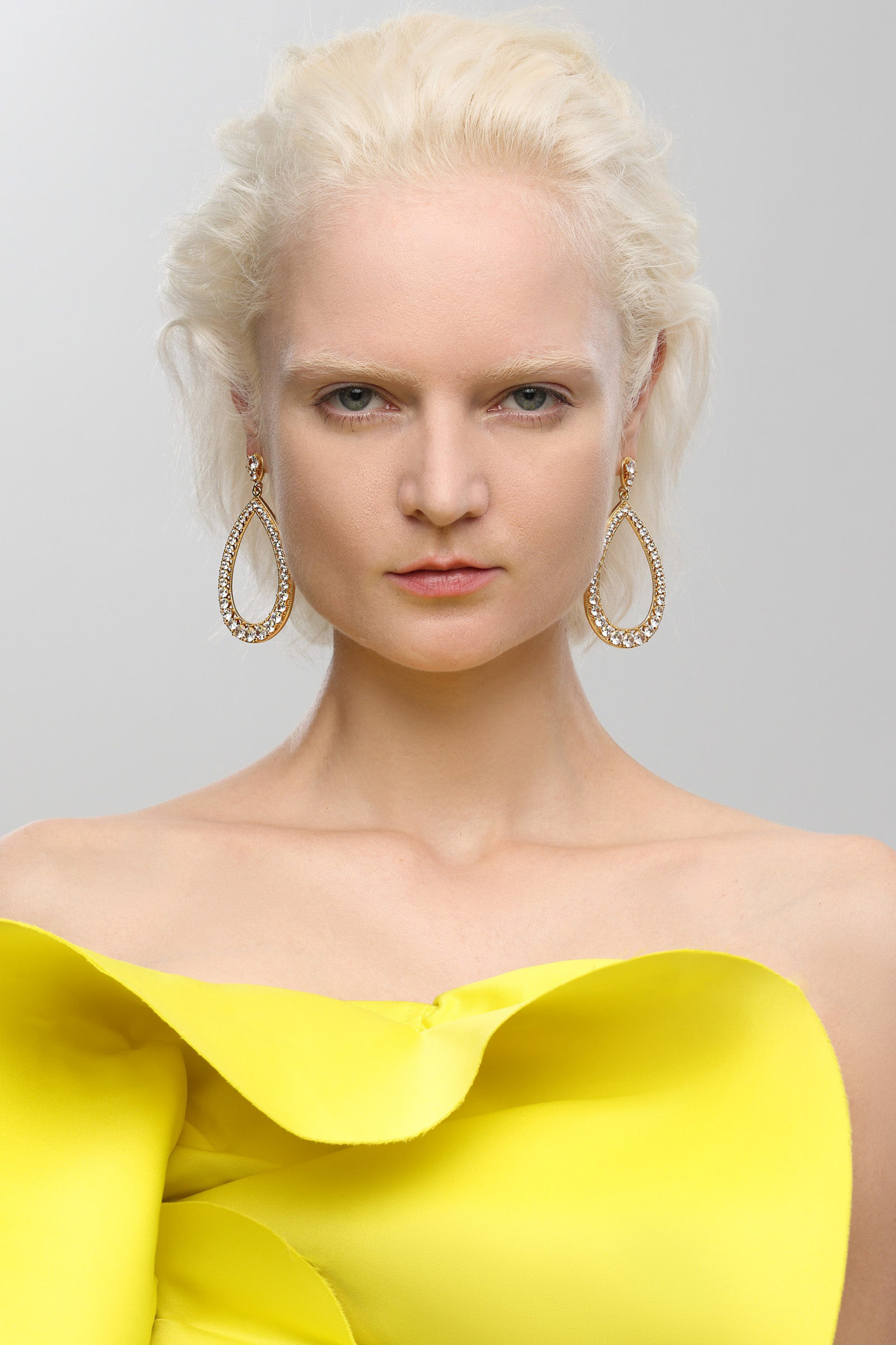 Classicharms-Artisanal Pavé Hollow Teardrop Earrings