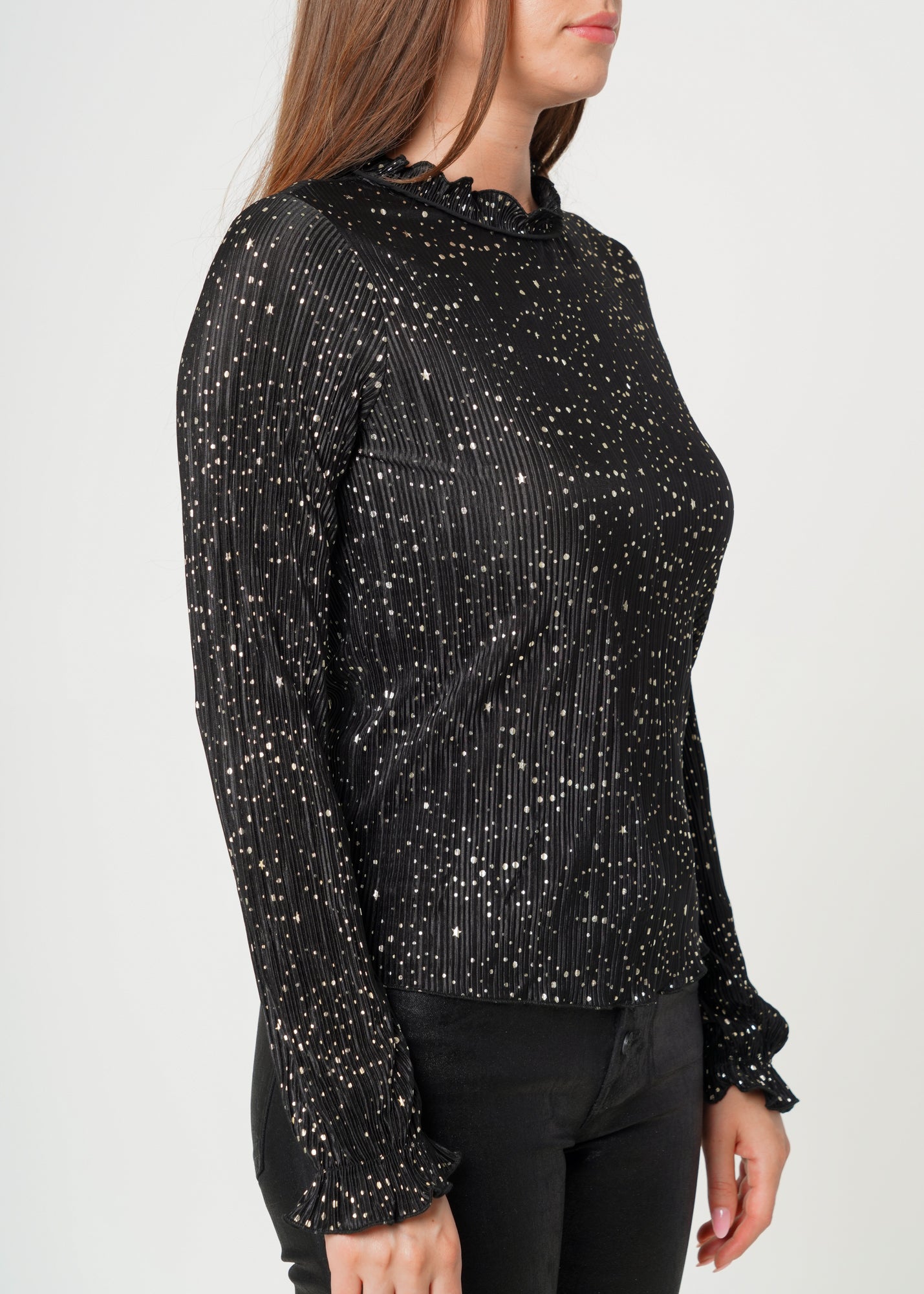 Nurode Long Sleeve Mock Neck Lettuce Edge Top