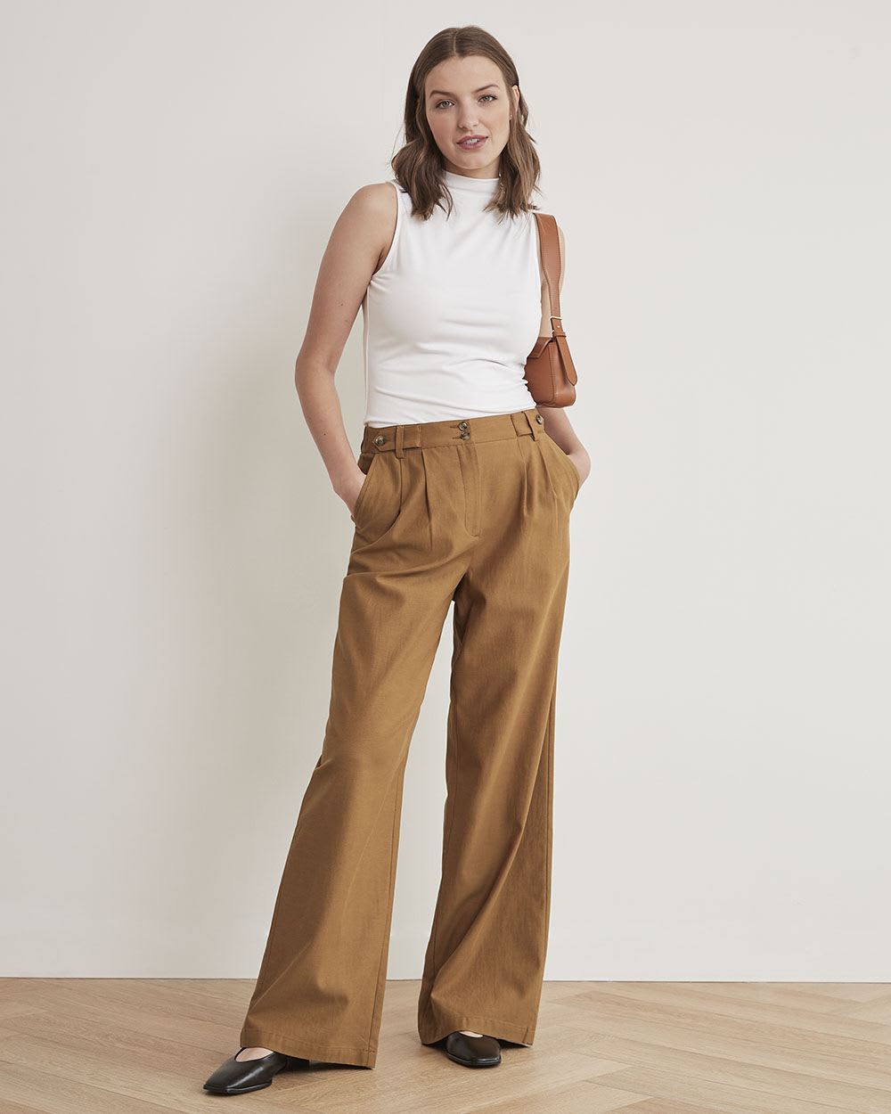 Sleeveless Mock-Neck Bodycon Top