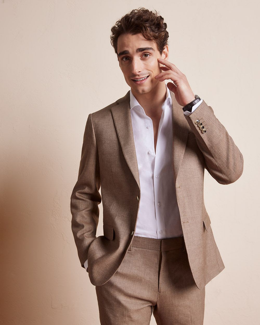 Slim Fit Stretch Linen Blazer