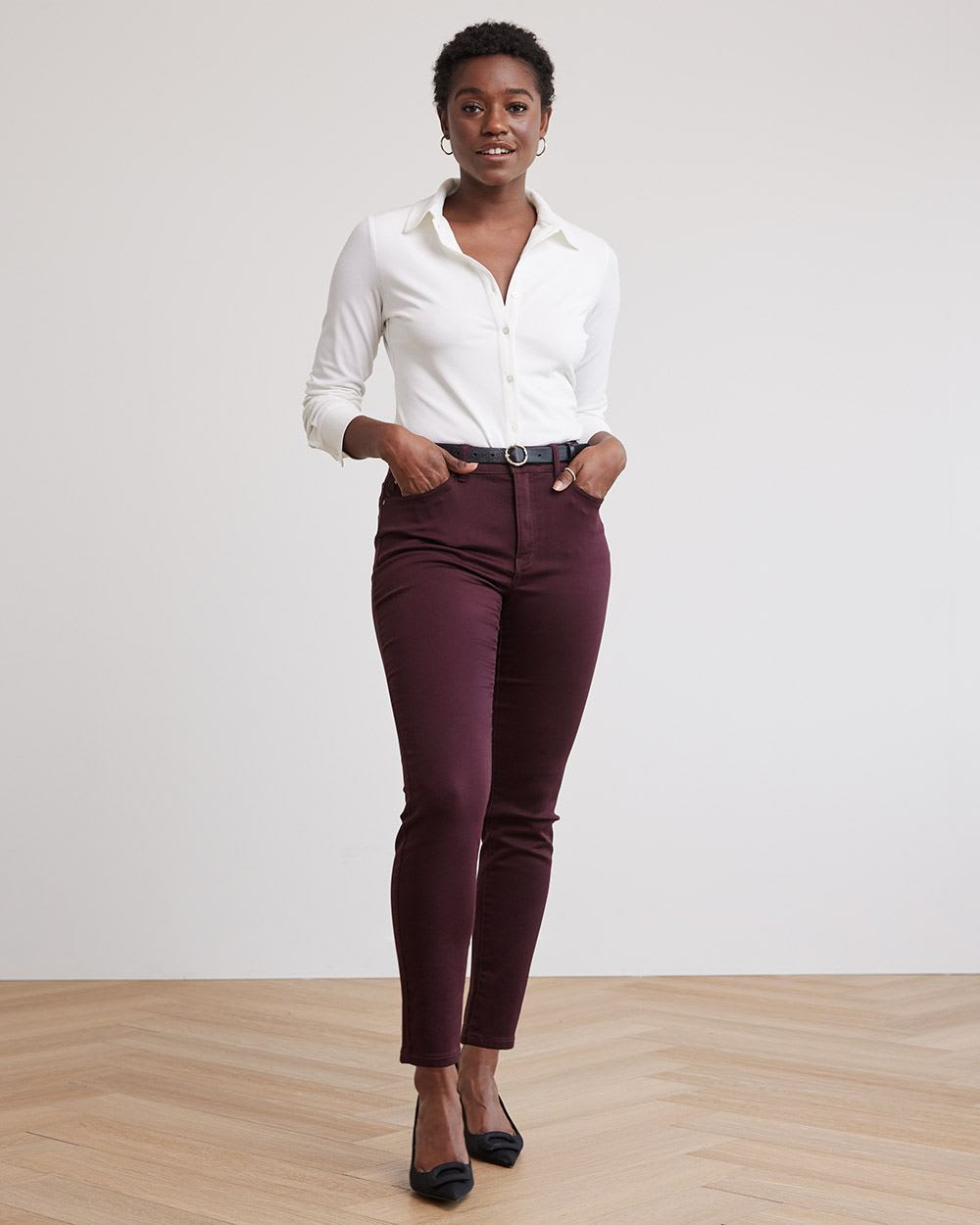 Solid Mid-Rise Natalie Jegging - 28"