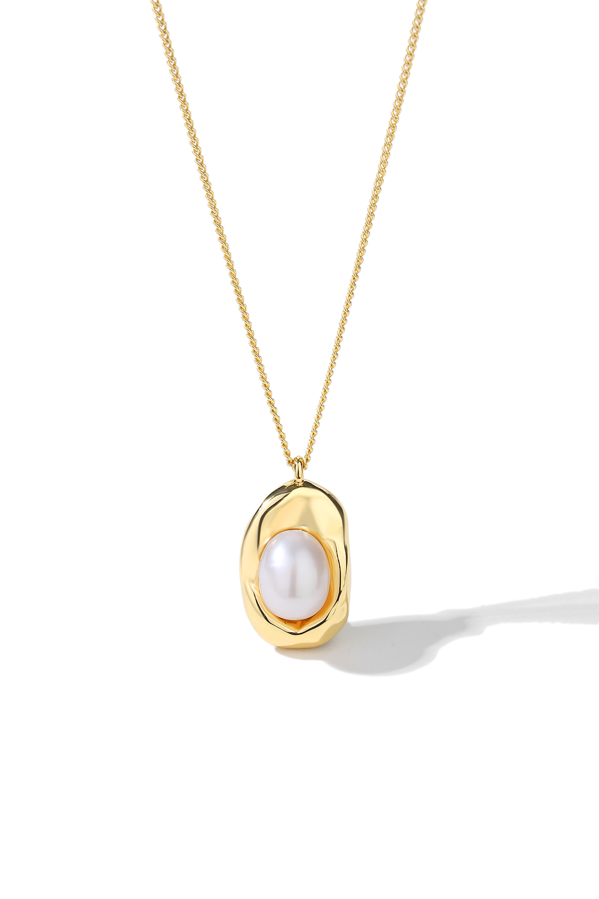 Classicharms-Gold Molten Pearl Pendant Necklace