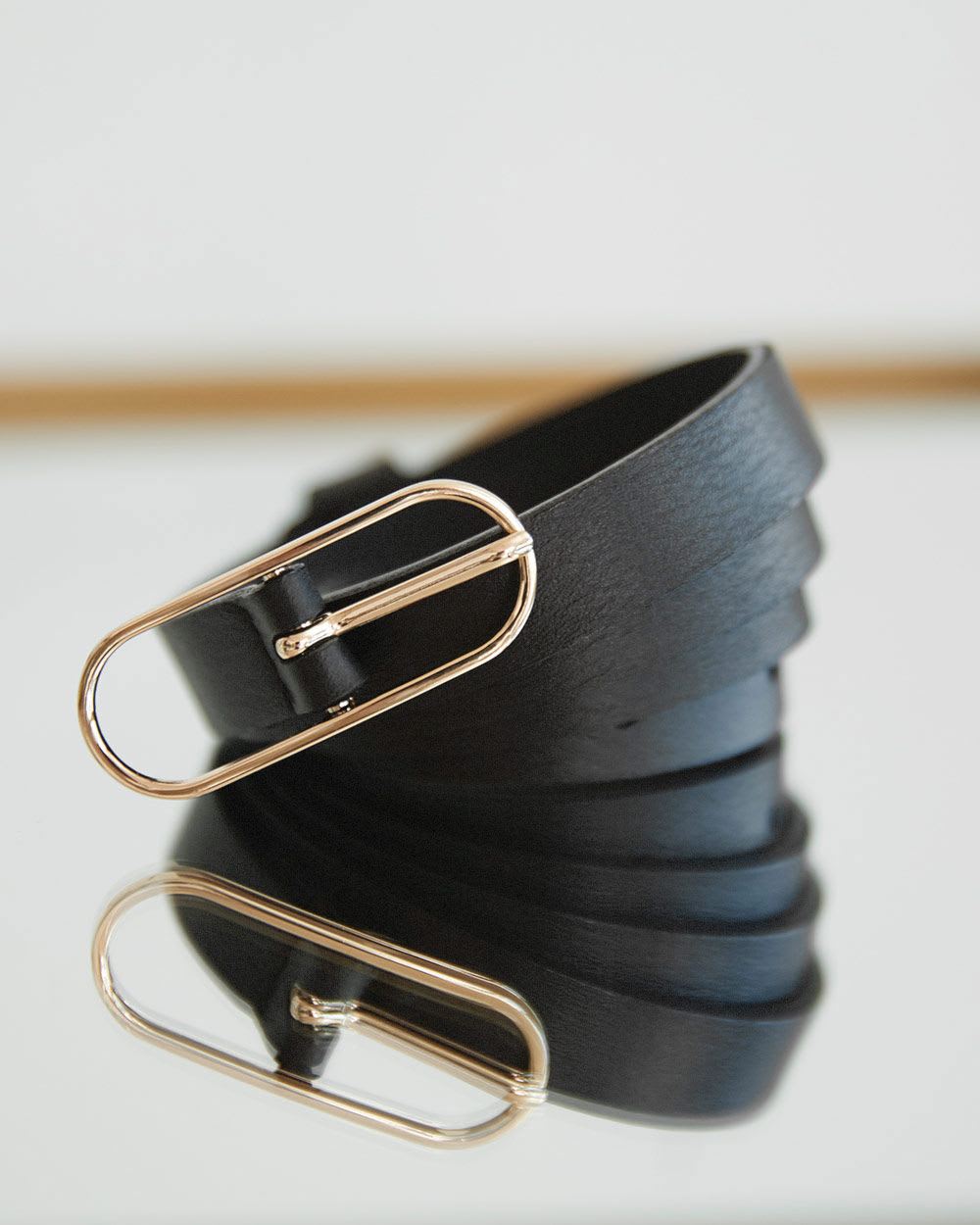 Skinny Leather Belt with Oval Buckle