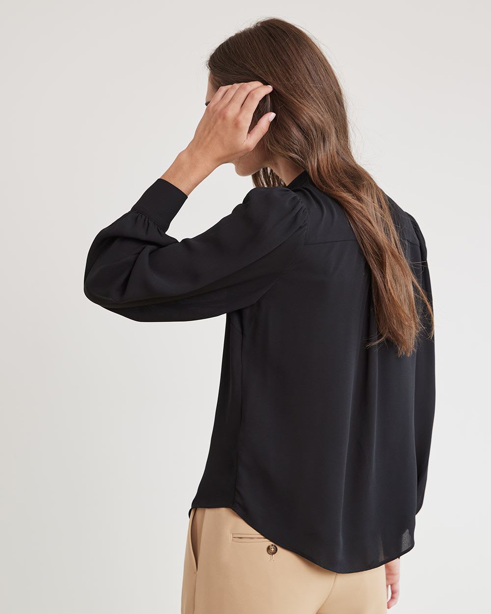 Long-Sleeve Buttoned-Down Silky Crepe Blouse
