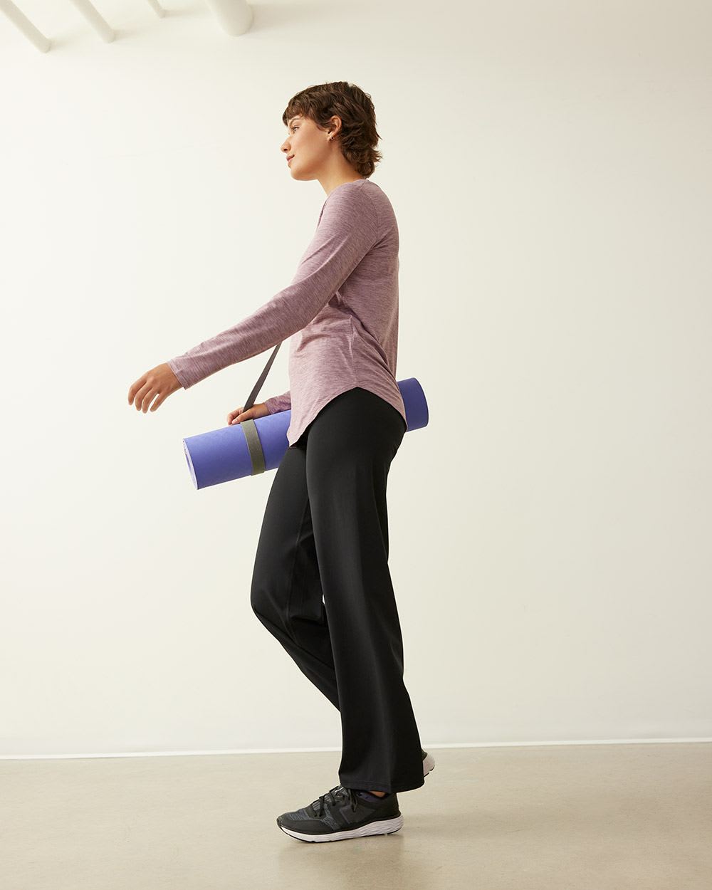 Long-Sleeve Crew-Neck Tee - Dry Lux Hyba Essentials