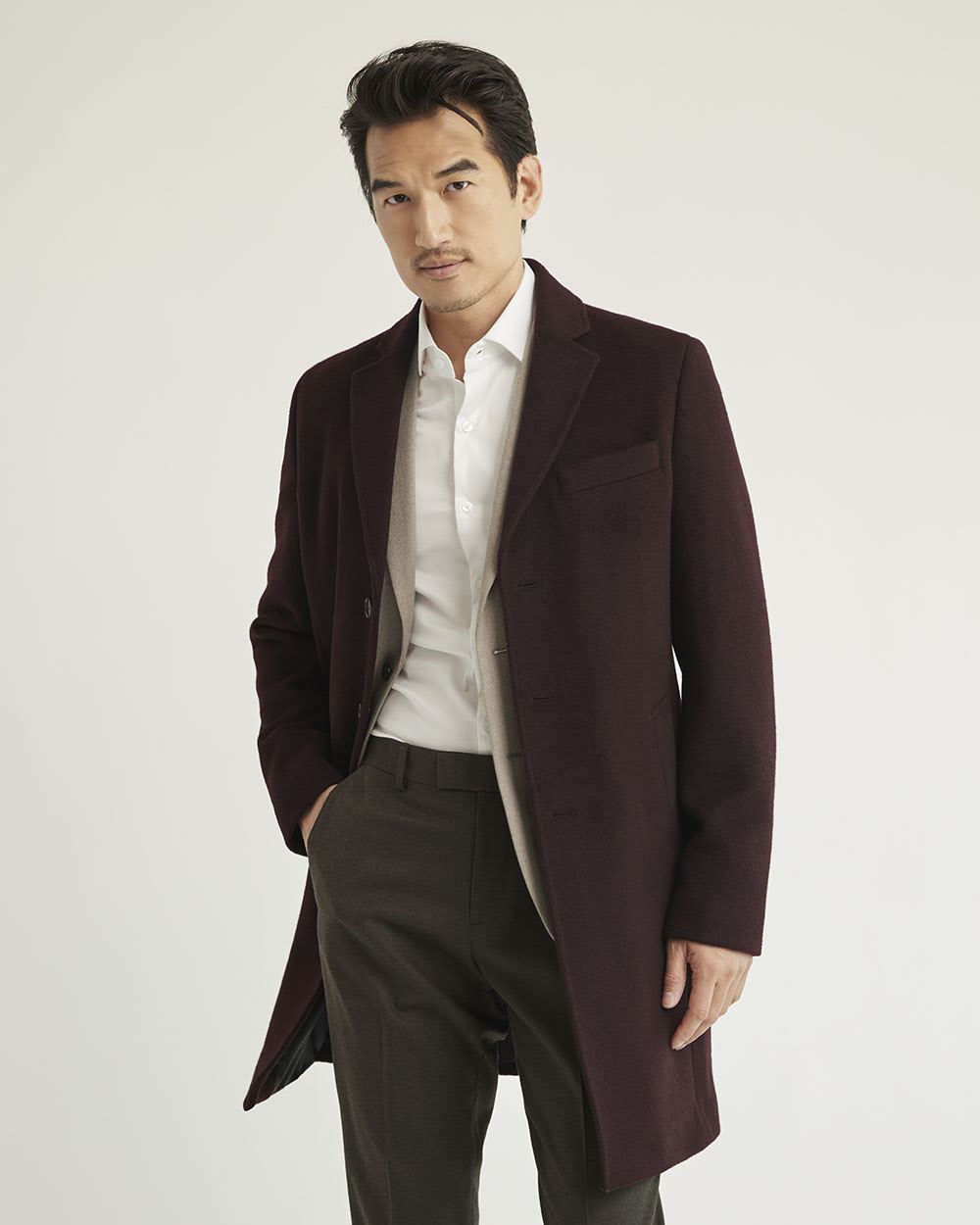 Classic Wool Coat with Tailored Collar