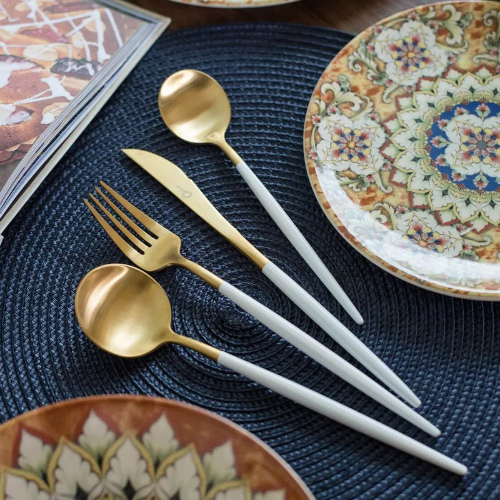 Oxford Catarina 16 Pieces Flatware Set Service for 4