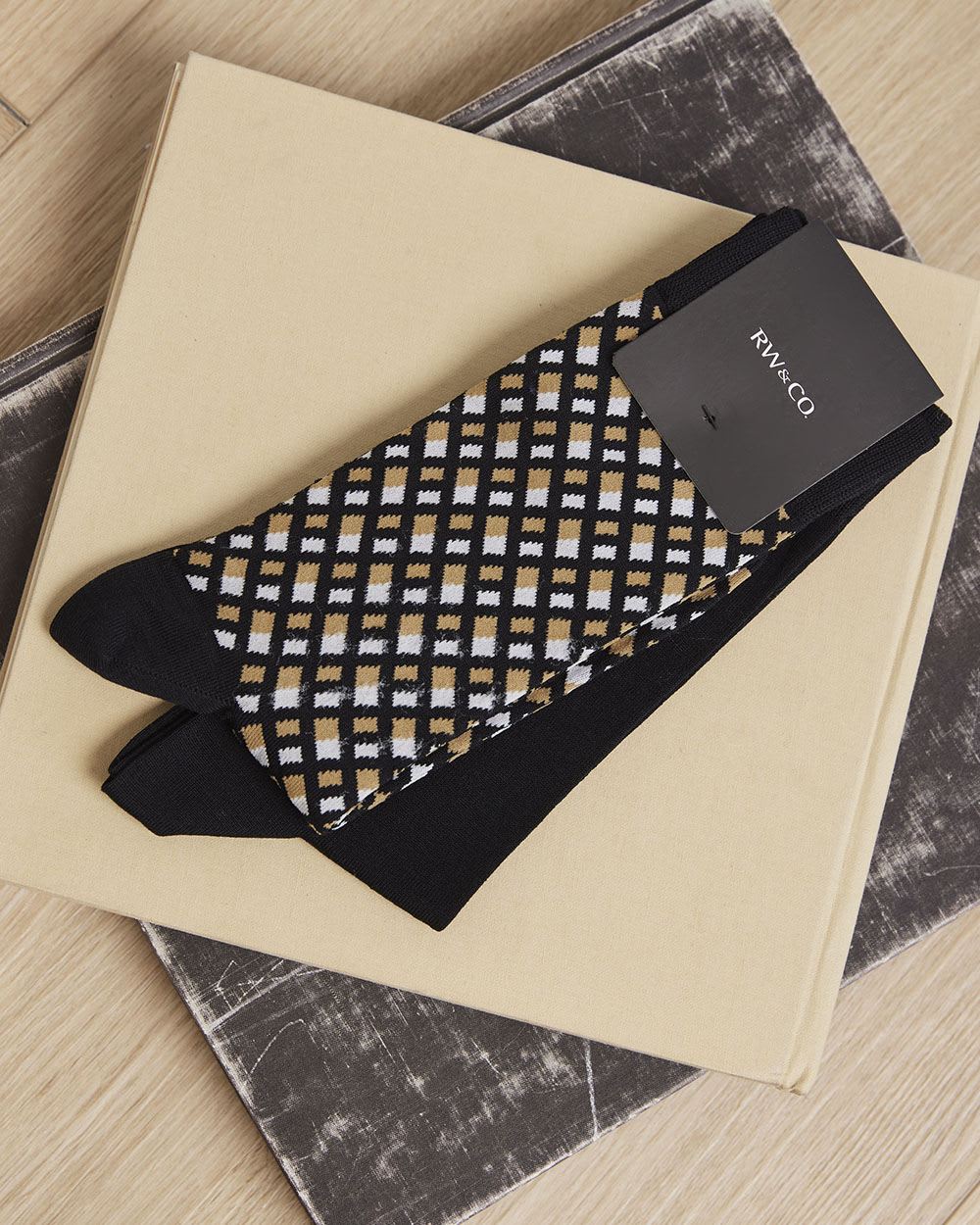 Black Socks with Geometric Pattern - 2 Pairs