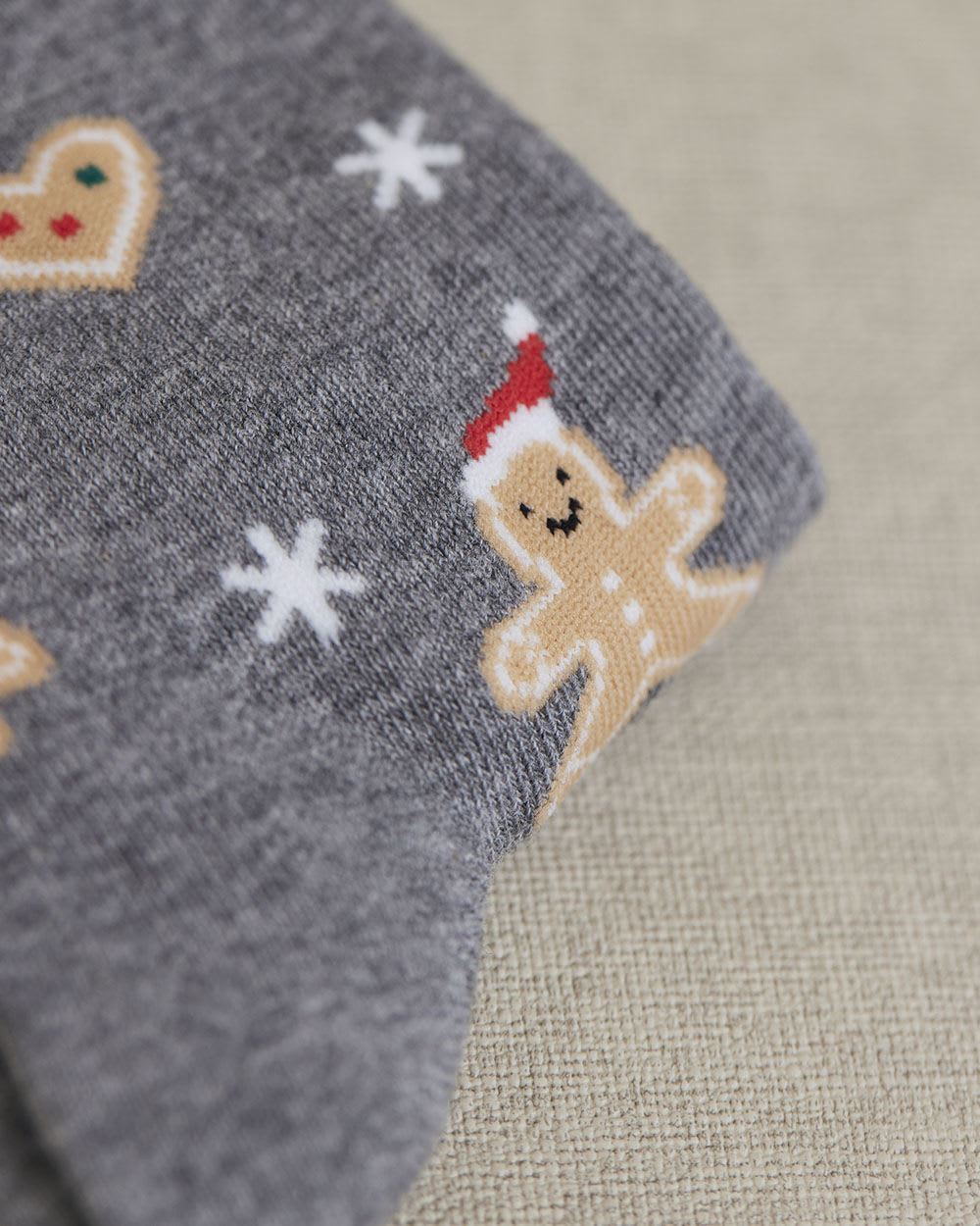 Cotton Socks with Gingerbread Cookies