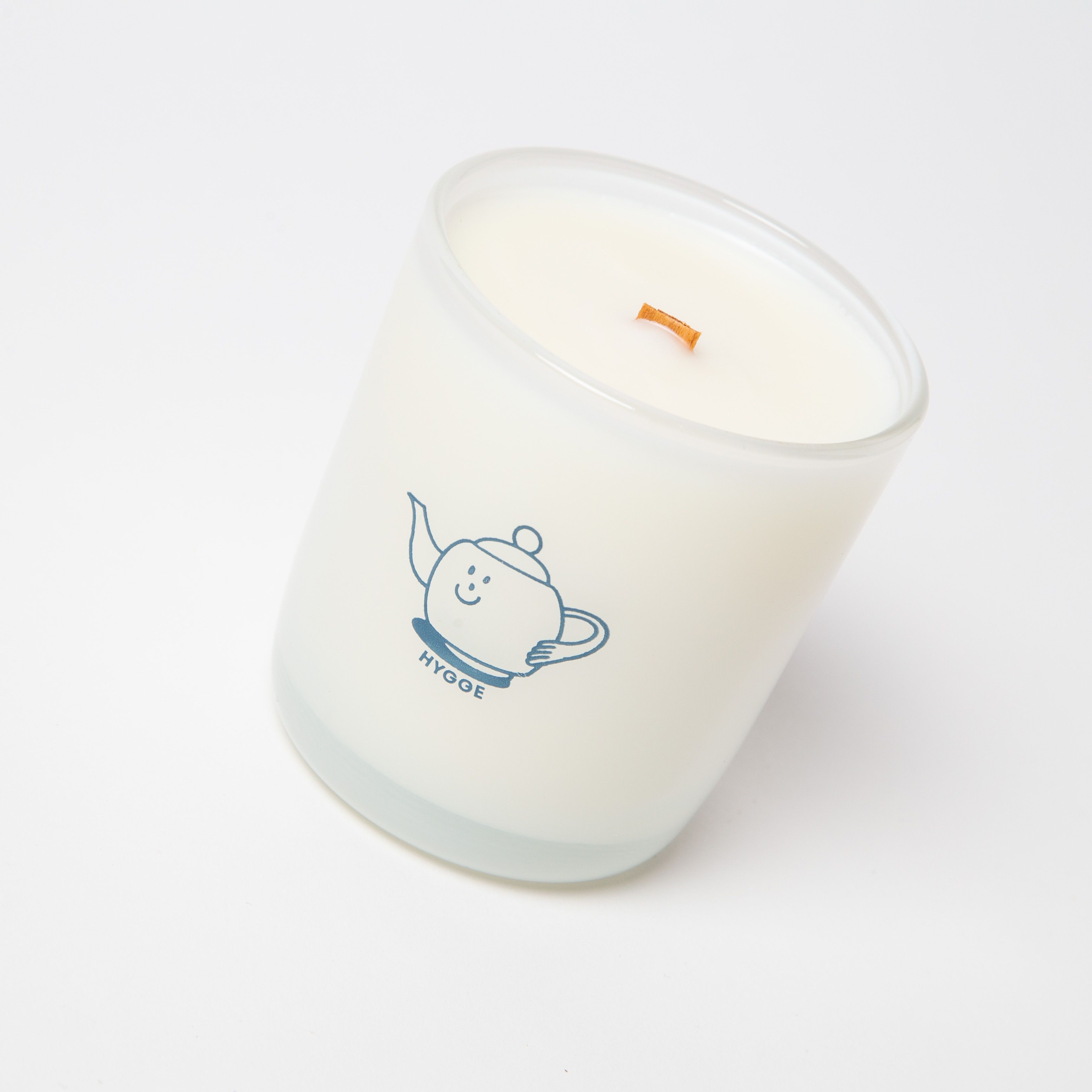 Milk Jar Hygge Candle | Vanilla, Cedar & Sea Salt 8oz