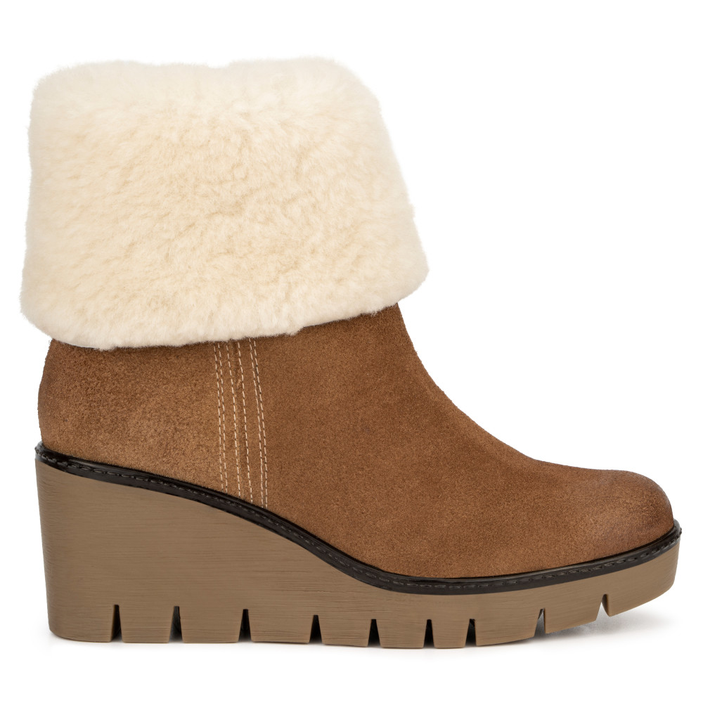 Vintage Foundry Co. Women's Poppy Boot