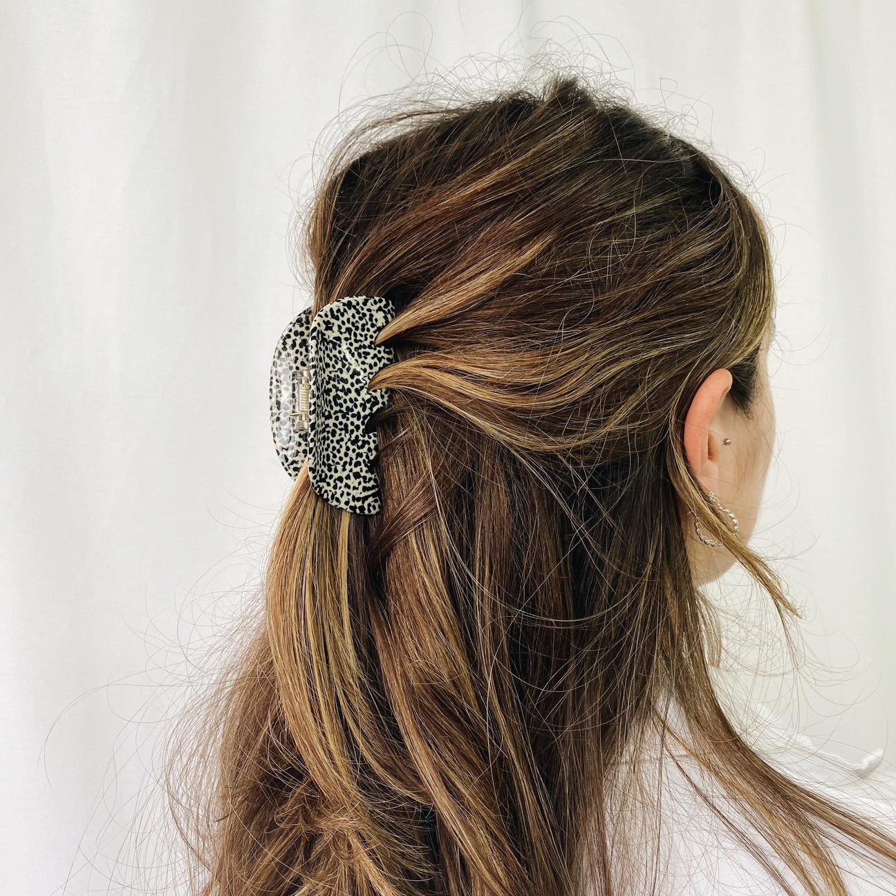 Horace Jewelry - Semi-circle shaped hair clip